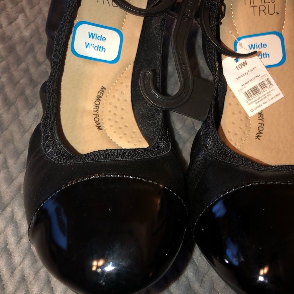 NWT Black Casual Flats B16 - Picture 6 of 7